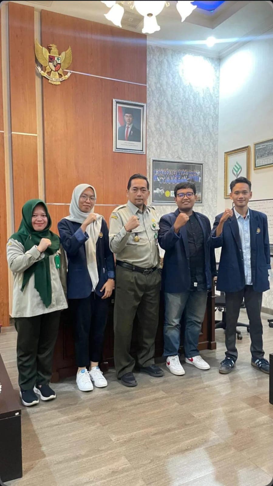 Sosialisasi Sains & Pengabdian Kepada Masyarakat